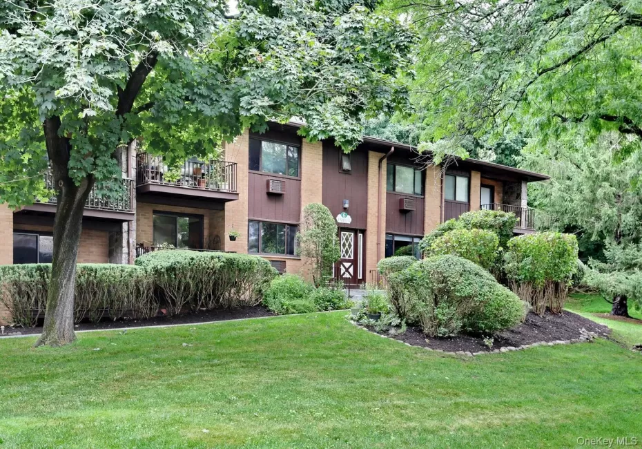 6 Lawrence Park Drive, Orangetown, NY, 1 Bedroom Bedrooms, 3 Rooms Rooms,1 BathroomBathrooms,Residential,For Rent,Lawrence Park,0,1022871 6 Lawrence Park Drive, Orangetown, NY, 1 Bedroom Bedrooms, 3 Rooms Rooms,1 BathroomBathrooms,Residential,For Rent,Lawrence Park,0,1022871