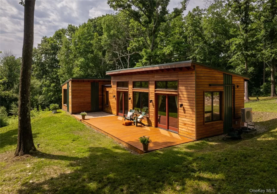 60 Under Mountain Road, Copake, NY, 2 Bedrooms Bedrooms, 5 Rooms Rooms,1 BathroomBathrooms,Residential,For Rent,Under Mountain,0,1016385 60 Under Mountain Road, Copake, NY, 2 Bedrooms Bedrooms, 5 Rooms Rooms,1 BathroomBathrooms,Residential,For Rent,Under Mountain,0,1016385