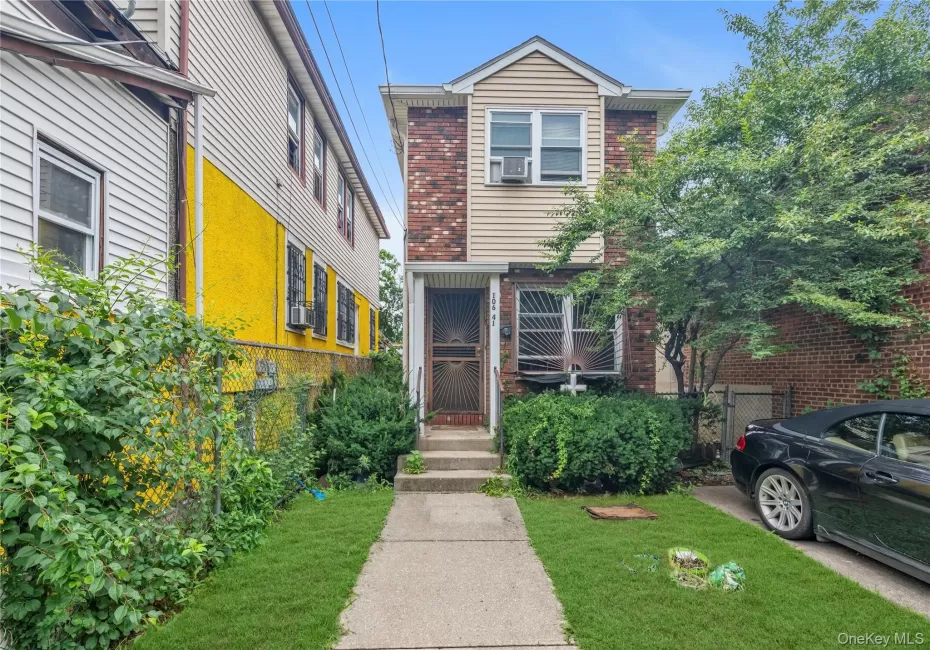 106-41 160th Street, New York, NY, 3 Bedrooms Bedrooms, 4 Rooms Rooms,1 BathroomBathrooms,Residential,For Rent,160th,0,1022768 106-41 160th Street, New York, NY, 3 Bedrooms Bedrooms, 4 Rooms Rooms,1 BathroomBathrooms,Residential,For Rent,160th,0,1022768