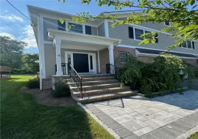 4 Rose Avenue, Harrison, NY, 4 Bedrooms Bedrooms, 8 Rooms Rooms,3 BathroomsBathrooms,Residential Lease,For Rent,Rose,0,1023533 4 Rose Avenue, Harrison, NY, 4 Bedrooms Bedrooms, 8 Rooms Rooms,3 BathroomsBathrooms,Residential Lease,For Rent,Rose,0,1023533