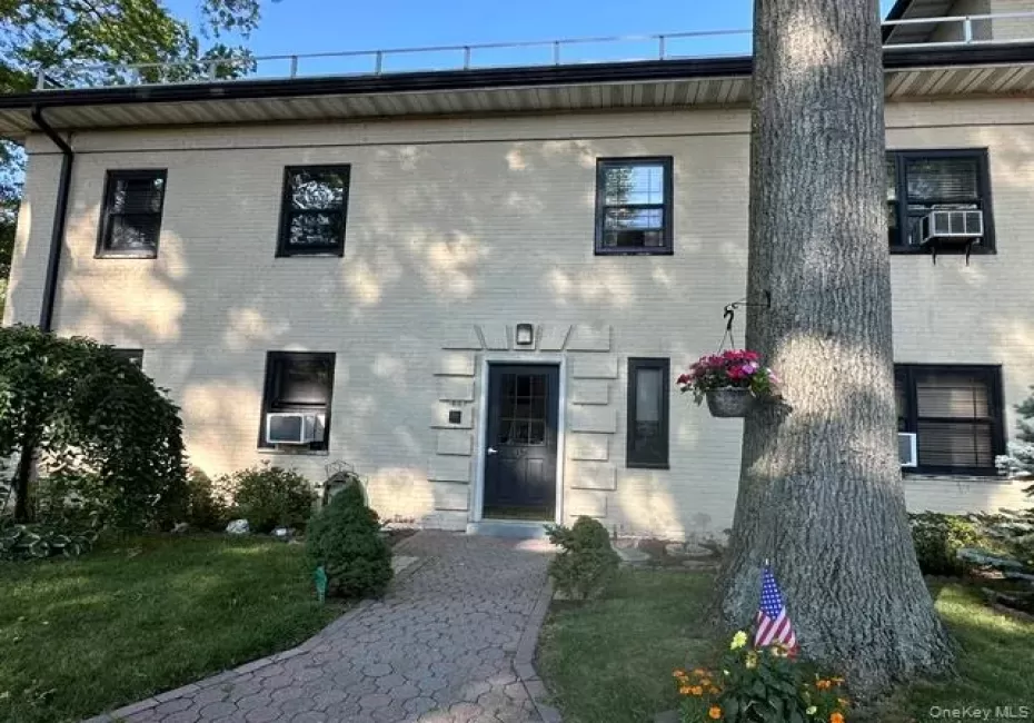 Welcome to 61 Manchester Road Unit# A-21 Welcome to 61 Manchester Road Unit# A-21