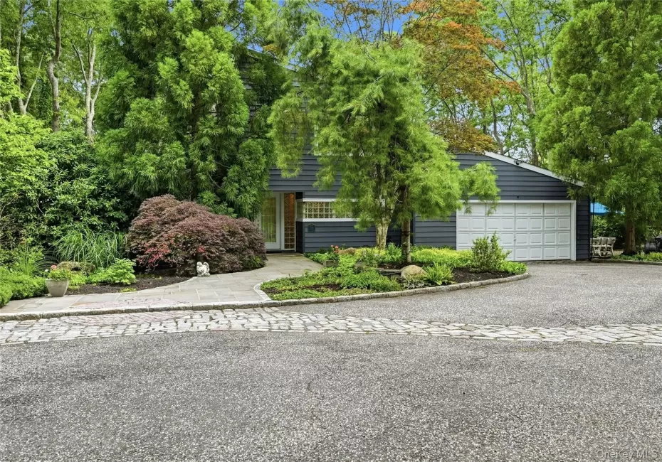 18 Nicole Court, Brookhaven, NY, 3 Bedrooms Bedrooms, 7 Rooms Rooms,2 BathroomsBathrooms,Residential,For Rent,Nicole,0,1020918 18 Nicole Court, Brookhaven, NY, 3 Bedrooms Bedrooms, 7 Rooms Rooms,2 BathroomsBathrooms,Residential,For Rent,Nicole,0,1020918