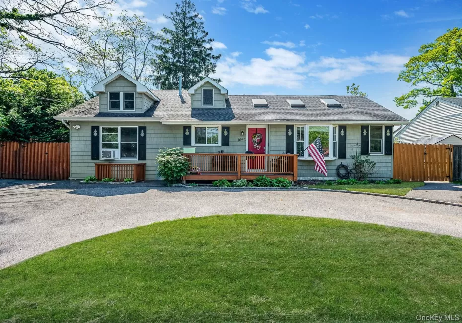 1096 Manor Lane, Islip, NY, 3 Bedrooms Bedrooms, 7 Rooms Rooms,2 BathroomsBathrooms,Residential,For Rent,Manor,0,1023102 1096 Manor Lane, Islip, NY, 3 Bedrooms Bedrooms, 7 Rooms Rooms,2 BathroomsBathrooms,Residential,For Rent,Manor,0,1023102