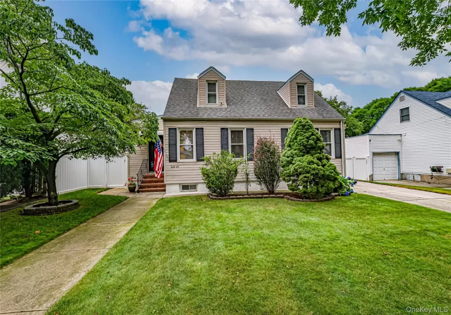 24207 83rd Avenue, New York, NY, 4 Bedrooms Bedrooms, 8 Rooms Rooms,2 BathroomsBathrooms,Residential,For Rent,83rd,0,1023033 24207 83rd Avenue, New York, NY, 4 Bedrooms Bedrooms, 8 Rooms Rooms,2 BathroomsBathrooms,Residential,For Rent,83rd,0,1023033