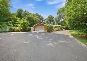 15 Tappentown Lane, Oyster Bay, NY, 7 Bedrooms Bedrooms, 12 Rooms Rooms,4 BathroomsBathrooms,Residential,For Rent,Tappentown,0,1023664 15 Tappentown Lane, Oyster Bay, NY, 7 Bedrooms Bedrooms, 12 Rooms Rooms,4 BathroomsBathrooms,Residential,For Rent,Tappentown,0,1023664
