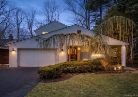 127 Wooleys Lane, North Hempstead, NY, 4 Bedrooms Bedrooms, 9 Rooms Rooms,4 BathroomsBathrooms,Residential Lease,For Rent,Wooleys,0,1020667 127 Wooleys Lane, North Hempstead, NY, 4 Bedrooms Bedrooms, 9 Rooms Rooms,4 BathroomsBathrooms,Residential Lease,For Rent,Wooleys,0,1020667