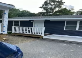 70 New Paltz Road, Lloyd, NY, 2 Bedrooms Bedrooms, 4 Rooms Rooms,1 BathroomBathrooms,Residential Lease,For Rent,New Paltz,0,1023473 70 New Paltz Road, Lloyd, NY, 2 Bedrooms Bedrooms, 4 Rooms Rooms,1 BathroomBathrooms,Residential Lease,For Rent,New Paltz,0,1023473
