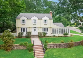 17 Pinewood Road, North Hempstead, NY, 3 Bedrooms Bedrooms, ,3 BathroomsBathrooms,Residential Lease,For Rent,Pinewood,0,1017608 17 Pinewood Road, North Hempstead, NY, 3 Bedrooms Bedrooms, ,3 BathroomsBathrooms,Residential Lease,For Rent,Pinewood,0,1017608