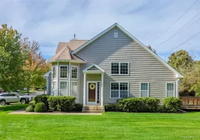 48 Avery Lane, Brookhaven, NY, 2 Bedrooms Bedrooms, 6 Rooms Rooms,2 BathroomsBathrooms,Residential,For Rent,Avery,0,925827 48 Avery Lane, Brookhaven, NY, 2 Bedrooms Bedrooms, 6 Rooms Rooms,2 BathroomsBathrooms,Residential,For Rent,Avery,0,925827
