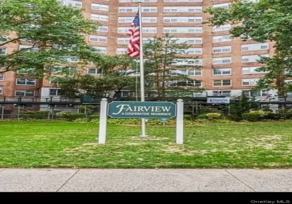 61-20 Grand Central Parkway, New York, NY, 1 Bedroom Bedrooms, 3 Rooms Rooms,1 BathroomBathrooms,Residential,For Rent,Grand Central,0,931843 61-20 Grand Central Parkway, New York, NY, 1 Bedroom Bedrooms, 3 Rooms Rooms,1 BathroomBathrooms,Residential,For Rent,Grand Central,0,931843