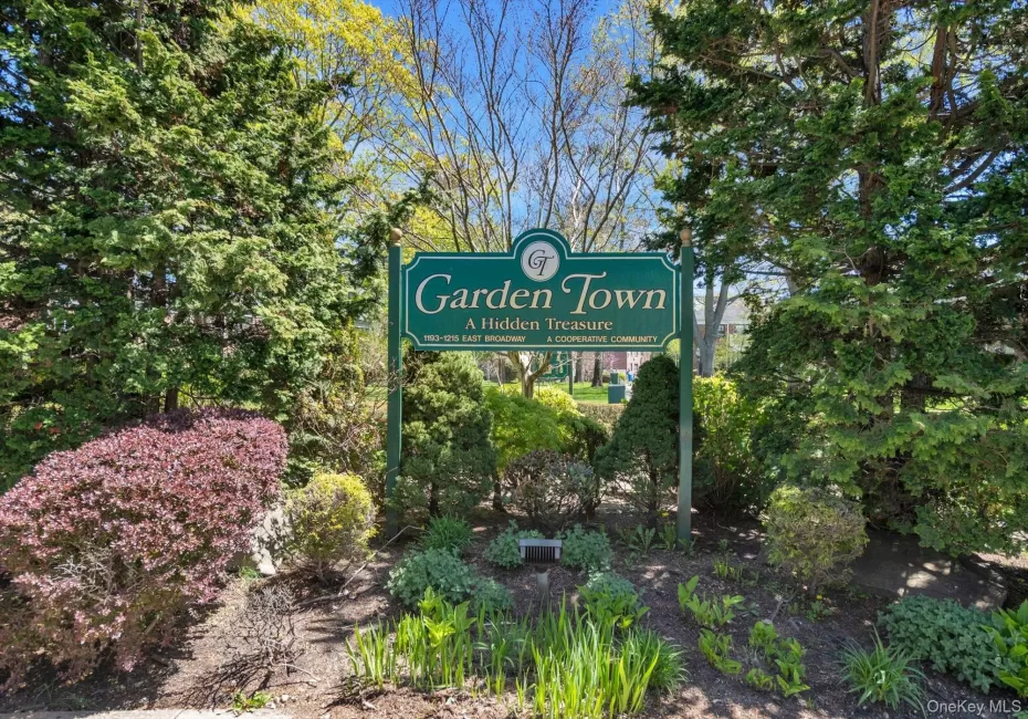 1195 Broadway, Hempstead, NY, 2 Bedrooms Bedrooms, 5 Rooms Rooms,2 BathroomsBathrooms,Residential,For Rent,Broadway,0,990942 1195 Broadway, Hempstead, NY, 2 Bedrooms Bedrooms, 5 Rooms Rooms,2 BathroomsBathrooms,Residential,For Rent,Broadway,0,990942