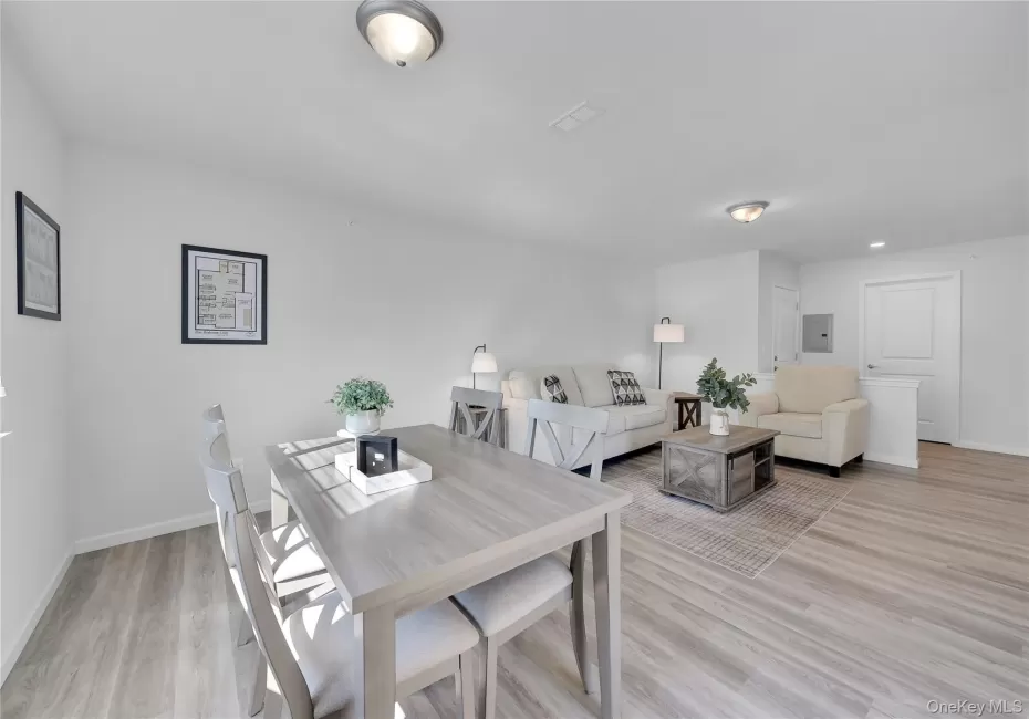 206 Golf Links Road, Middletown, NY, 2 Bedrooms Bedrooms, 6 Rooms Rooms,2 BathroomsBathrooms,Residential Lease,For Rent,Golf Links,0,1002486 206 Golf Links Road, Middletown, NY, 2 Bedrooms Bedrooms, 6 Rooms Rooms,2 BathroomsBathrooms,Residential Lease,For Rent,Golf Links,0,1002486