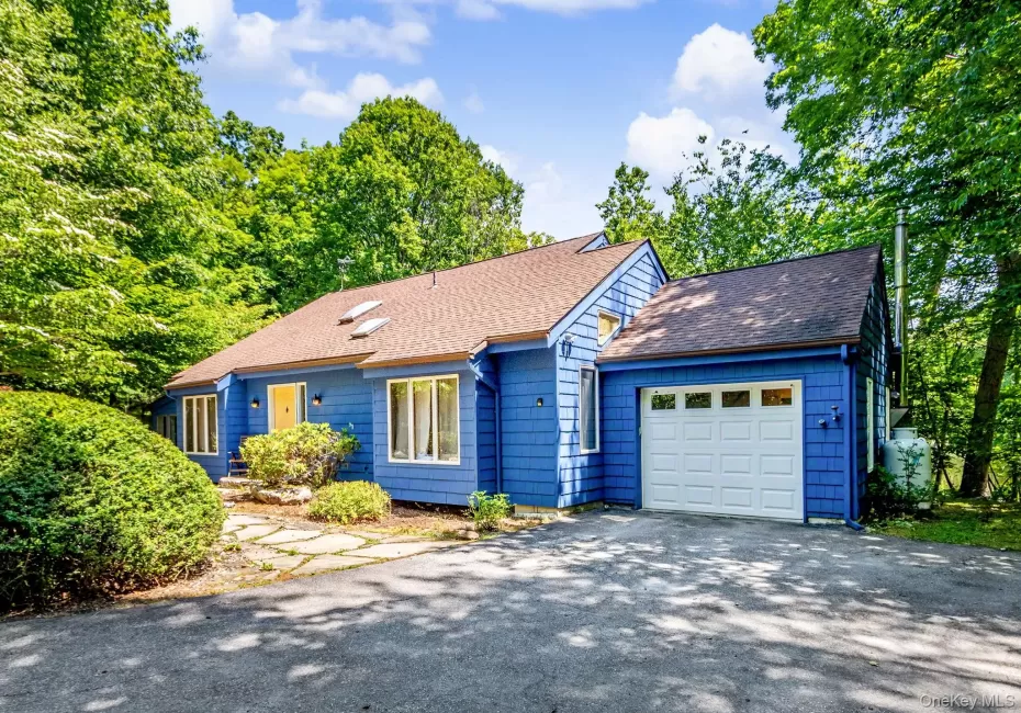 4 Loggers Court, Kent, NY, 2 Bedrooms Bedrooms, 5 Rooms Rooms,2 BathroomsBathrooms,Residential,For Rent,Loggers,0,1013887 4 Loggers Court, Kent, NY, 2 Bedrooms Bedrooms, 5 Rooms Rooms,2 BathroomsBathrooms,Residential,For Rent,Loggers,0,1013887