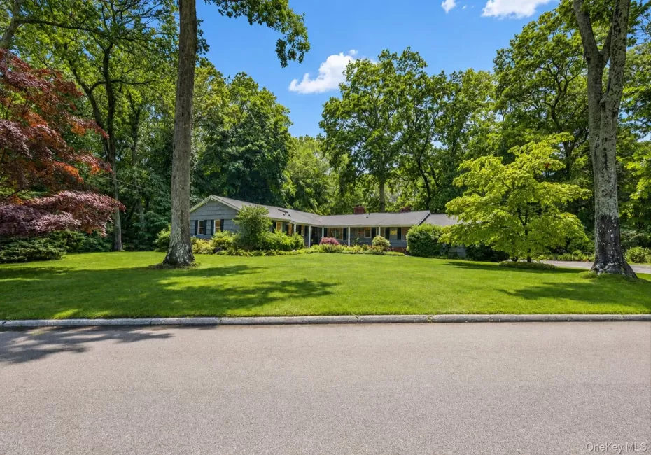 27 Longwood Drive, Huntington, NY, 4 Bedrooms Bedrooms, 9 Rooms Rooms,3 BathroomsBathrooms,Residential,For Rent,Longwood,0,1017826 27 Longwood Drive, Huntington, NY, 4 Bedrooms Bedrooms, 9 Rooms Rooms,3 BathroomsBathrooms,Residential,For Rent,Longwood,0,1017826