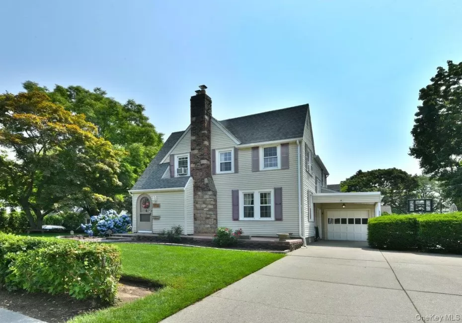 112 Cambridge Avenue, Hempstead, NY, 3 Bedrooms Bedrooms, 7 Rooms Rooms,2 BathroomsBathrooms,Residential,For Rent,Cambridge,0,1019971 112 Cambridge Avenue, Hempstead, NY, 3 Bedrooms Bedrooms, 7 Rooms Rooms,2 BathroomsBathrooms,Residential,For Rent,Cambridge,0,1019971