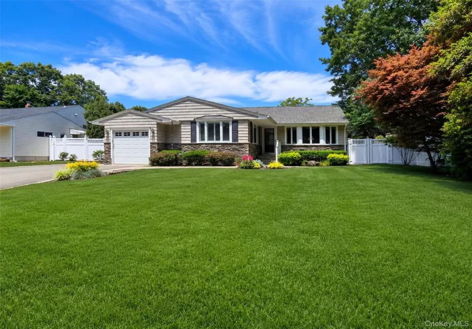 7 Talbot Lane, Smithtown, NY, 3 Bedrooms Bedrooms, 7 Rooms Rooms,2 BathroomsBathrooms,Residential,For Rent,Talbot,0,1019610 7 Talbot Lane, Smithtown, NY, 3 Bedrooms Bedrooms, 7 Rooms Rooms,2 BathroomsBathrooms,Residential,For Rent,Talbot,0,1019610