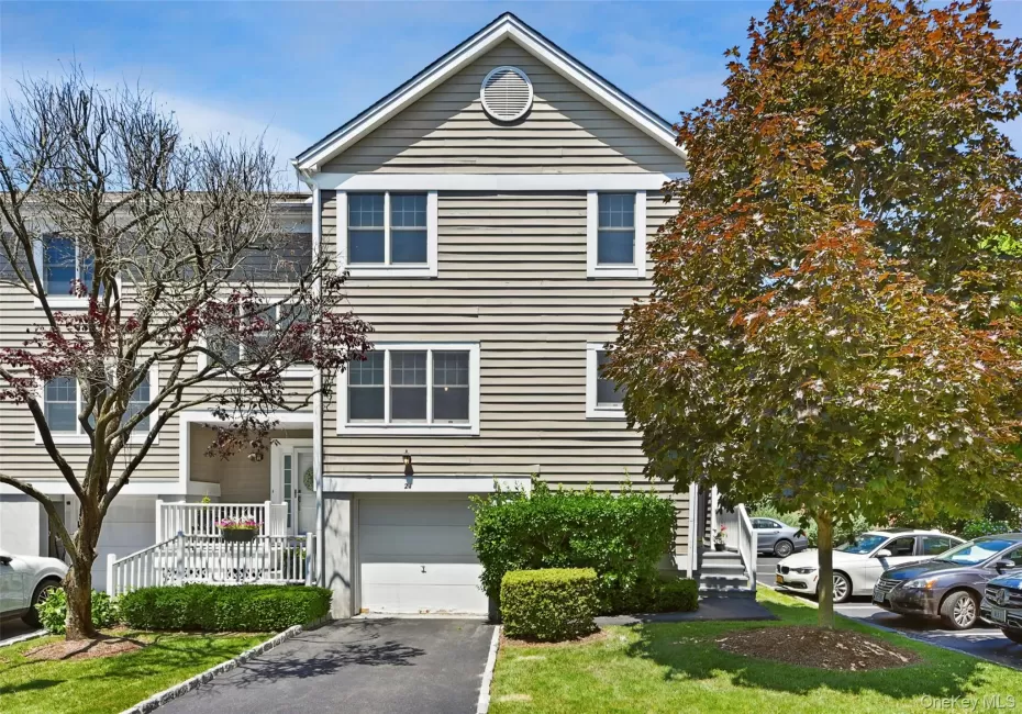 Welcome to 21 Brookridge Court, Rye Brook. Welcome to 21 Brookridge Court, Rye Brook.
