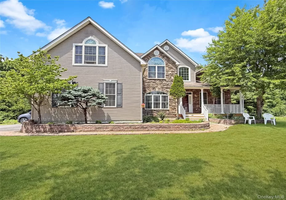 43 Regency Drive, Poughkeepsie (town), NY, 4 Bedrooms Bedrooms, 11 Rooms Rooms,3 BathroomsBathrooms,Residential,For Rent,Regency,0,1022595 43 Regency Drive, Poughkeepsie (town), NY, 4 Bedrooms Bedrooms, 11 Rooms Rooms,3 BathroomsBathrooms,Residential,For Rent,Regency,0,1022595