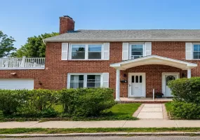 121 Manhasset Avenue, North Hempstead, NY, 3 Bedrooms Bedrooms, 6 Rooms Rooms,2 BathroomsBathrooms,Residential Lease,For Rent,Manhasset,0,1020766 121 Manhasset Avenue, North Hempstead, NY, 3 Bedrooms Bedrooms, 6 Rooms Rooms,2 BathroomsBathrooms,Residential Lease,For Rent,Manhasset,0,1020766