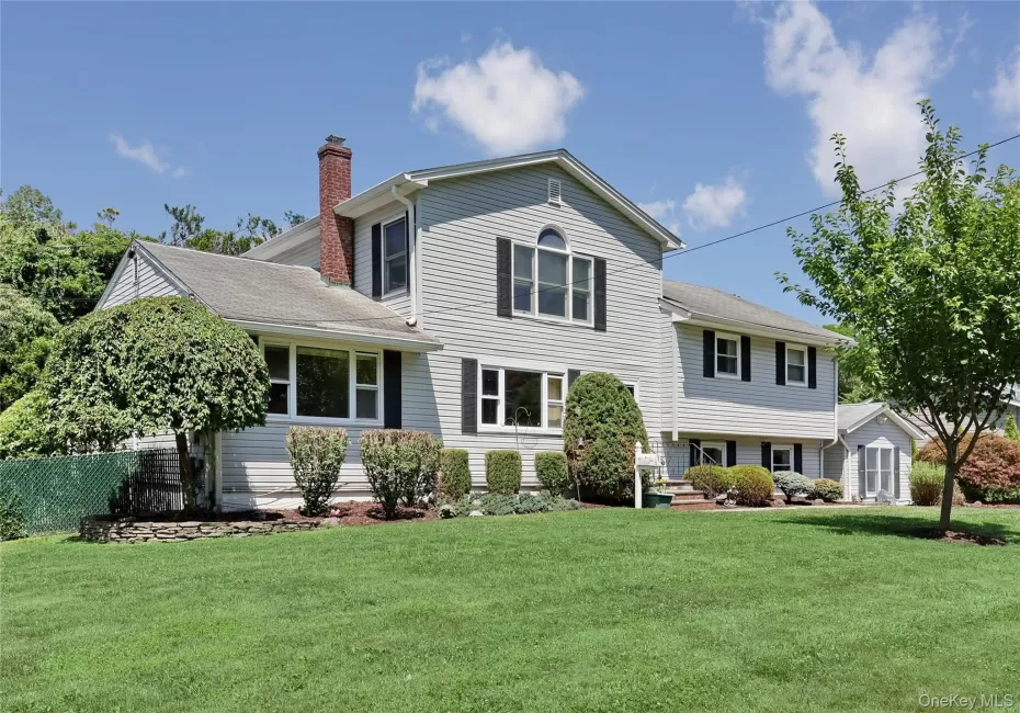 1 Verdin Drive, Clarkstown, NY, 8 Bedrooms Bedrooms, 14 Rooms Rooms,5 BathroomsBathrooms,Residential,For Rent,Verdin,0,1022058 1 Verdin Drive, Clarkstown, NY, 8 Bedrooms Bedrooms, 14 Rooms Rooms,5 BathroomsBathrooms,Residential,For Rent,Verdin,0,1022058
