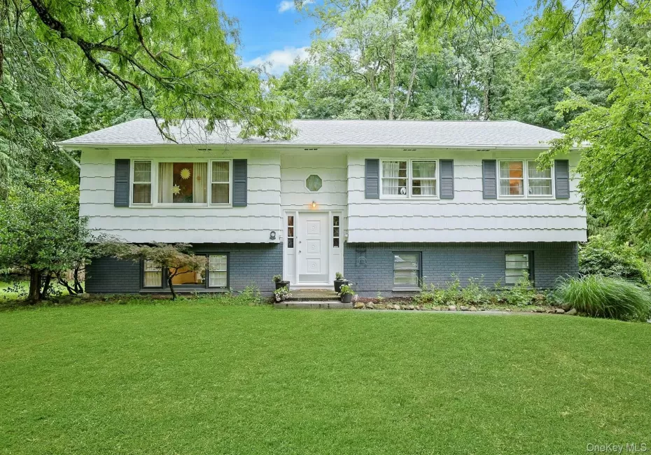 1 Long Meadow Drive, Ramapo, NY, 4 Bedrooms Bedrooms, 8 Rooms Rooms,3 BathroomsBathrooms,Residential,For Rent,Long Meadow,0,1022517 1 Long Meadow Drive, Ramapo, NY, 4 Bedrooms Bedrooms, 8 Rooms Rooms,3 BathroomsBathrooms,Residential,For Rent,Long Meadow,0,1022517