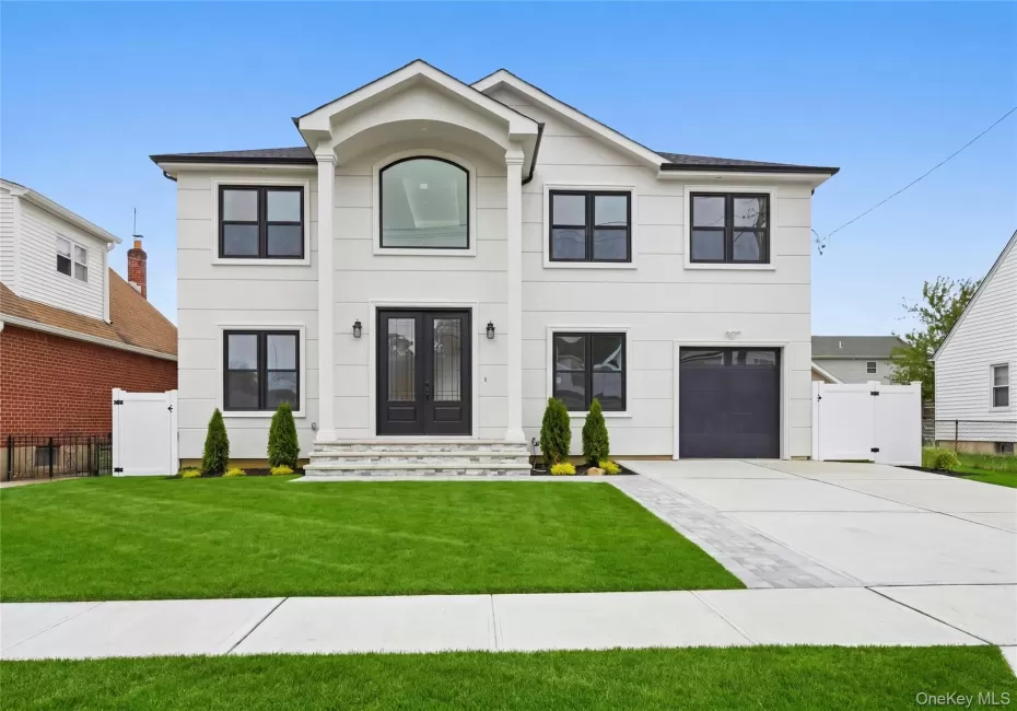 1104 Washington Avenue, North Hempstead, NY, 5 Bedrooms Bedrooms, 12 Rooms Rooms,4 BathroomsBathrooms,Residential,For Rent,Washington,0,1023735 1104 Washington Avenue, North Hempstead, NY, 5 Bedrooms Bedrooms, 12 Rooms Rooms,4 BathroomsBathrooms,Residential,For Rent,Washington,0,1023735