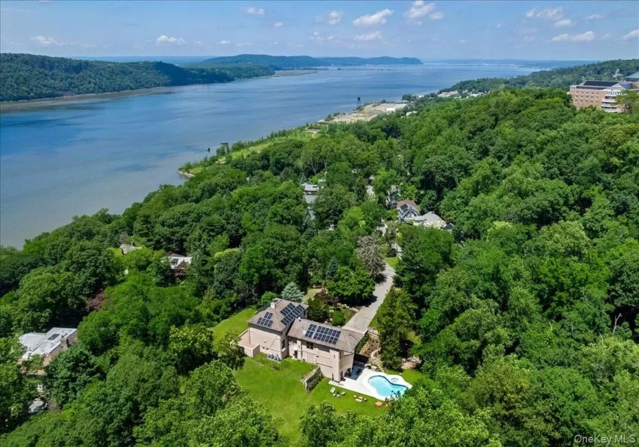 150 Pinecrest Drive, Greenburgh, NY, 4 Bedrooms Bedrooms, 11 Rooms Rooms,5 BathroomsBathrooms,Residential,For Rent,Pinecrest,0,1014155 150 Pinecrest Drive, Greenburgh, NY, 4 Bedrooms Bedrooms, 11 Rooms Rooms,5 BathroomsBathrooms,Residential,For Rent,Pinecrest,0,1014155