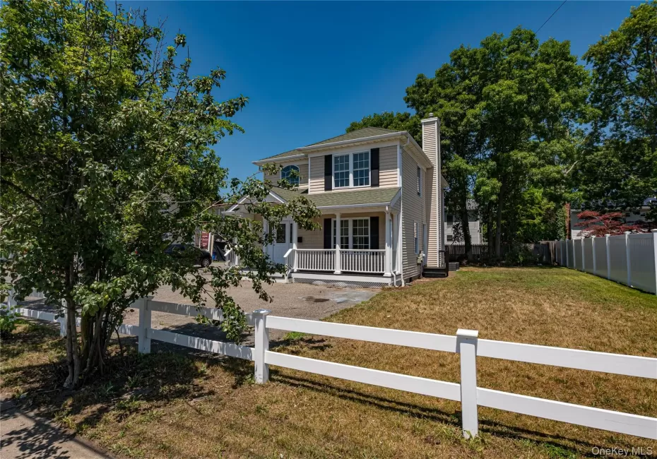 2163 Sunrise Highway, Islip, NY, 5 Bedrooms Bedrooms, 8 Rooms Rooms,2 BathroomsBathrooms,Residential,For Rent,Sunrise,0,962073 2163 Sunrise Highway, Islip, NY, 5 Bedrooms Bedrooms, 8 Rooms Rooms,2 BathroomsBathrooms,Residential,For Rent,Sunrise,0,962073