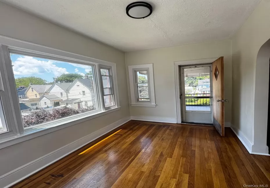 247 Nuber Avenue, Mount Vernon, NY, 3 Bedrooms Bedrooms, 6 Rooms Rooms,1 BathroomBathrooms,Residential Lease,For Rent,Nuber,0,1023934 247 Nuber Avenue, Mount Vernon, NY, 3 Bedrooms Bedrooms, 6 Rooms Rooms,1 BathroomBathrooms,Residential Lease,For Rent,Nuber,0,1023934