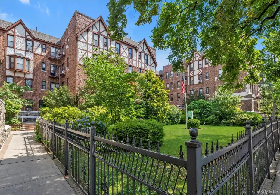 160-15 Powells Cove Boulevard, New York, NY, 1 Room Rooms,1 BathroomBathrooms,Residential,For Rent,Powells Cove,0,1023029 160-15 Powells Cove Boulevard, New York, NY, 1 Room Rooms,1 BathroomBathrooms,Residential,For Rent,Powells Cove,0,1023029