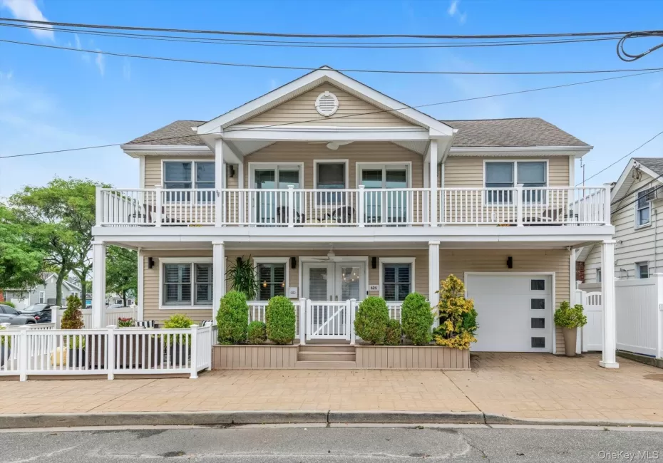 625 Walnut Street, Long Beach, NY, 3 Bedrooms Bedrooms, 5 Rooms Rooms,2 BathroomsBathrooms,Residential,For Rent,Walnut,0,1021715 625 Walnut Street, Long Beach, NY, 3 Bedrooms Bedrooms, 5 Rooms Rooms,2 BathroomsBathrooms,Residential,For Rent,Walnut,0,1021715