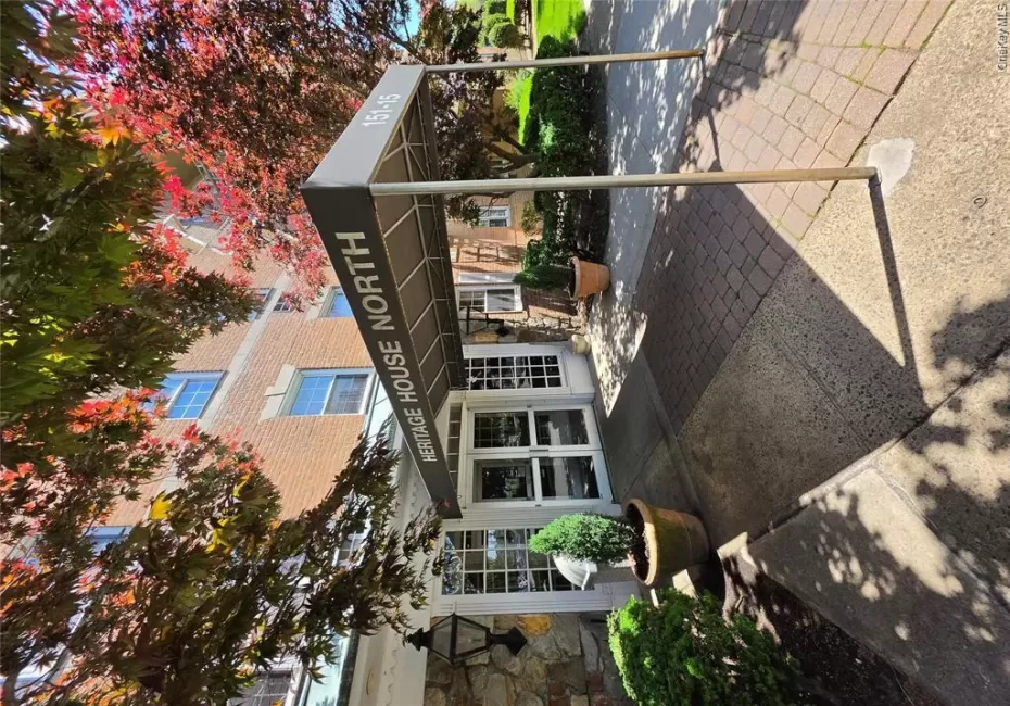 151-15 84th Street, New York, NY, 1 Bedroom Bedrooms, 5 Rooms Rooms,1 BathroomBathrooms,Residential,For Rent,84th,0,1023835 151-15 84th Street, New York, NY, 1 Bedroom Bedrooms, 5 Rooms Rooms,1 BathroomBathrooms,Residential,For Rent,84th,0,1023835