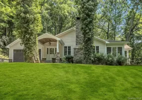 10 Laurel Cove Road, Oyster Bay, NY, 4 Bedrooms Bedrooms, 9 Rooms Rooms,3 BathroomsBathrooms,Residential,For Rent,Laurel Cove,0,1022649 10 Laurel Cove Road, Oyster Bay, NY, 4 Bedrooms Bedrooms, 9 Rooms Rooms,3 BathroomsBathrooms,Residential,For Rent,Laurel Cove,0,1022649