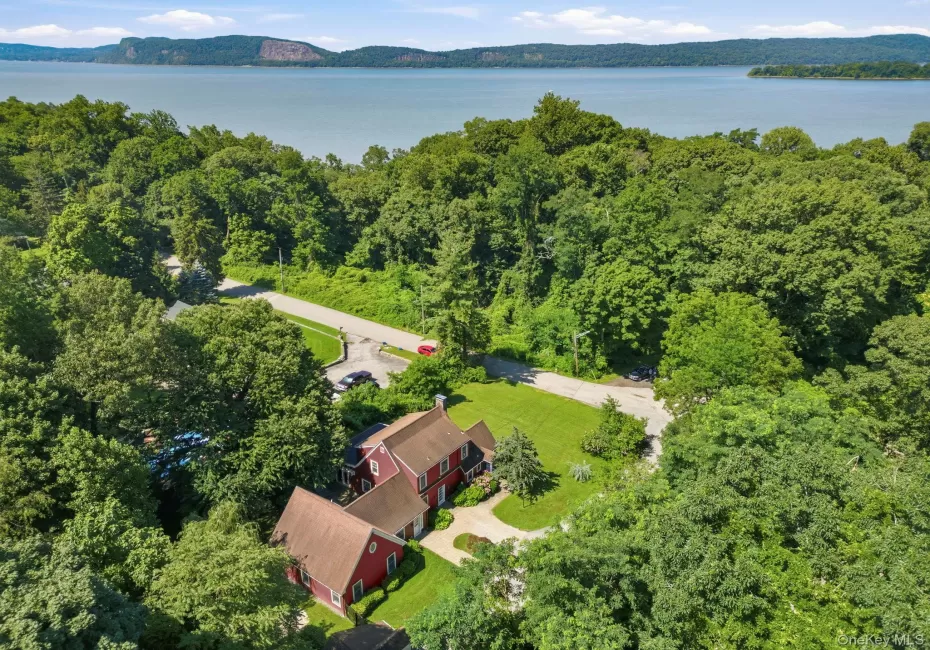44 Beach Road, Ossining, NY, 3 Bedrooms Bedrooms, 10 Rooms Rooms,2 BathroomsBathrooms,Residential,For Rent,Beach,0,1022746 44 Beach Road, Ossining, NY, 3 Bedrooms Bedrooms, 10 Rooms Rooms,2 BathroomsBathrooms,Residential,For Rent,Beach,0,1022746