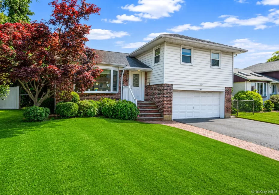 57 Blanche Street, Oyster Bay, NY, 3 Bedrooms Bedrooms, 8 Rooms Rooms,3 BathroomsBathrooms,Residential,For Rent,Blanche,0,1022129 57 Blanche Street, Oyster Bay, NY, 3 Bedrooms Bedrooms, 8 Rooms Rooms,3 BathroomsBathrooms,Residential,For Rent,Blanche,0,1022129