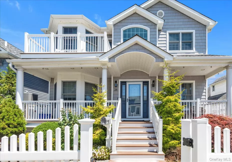 28 November Walk, Long Beach, NY, 5 Bedrooms Bedrooms, 12 Rooms Rooms,3 BathroomsBathrooms,Residential,For Rent,November,0,1023595 28 November Walk, Long Beach, NY, 5 Bedrooms Bedrooms, 12 Rooms Rooms,3 BathroomsBathrooms,Residential,For Rent,November,0,1023595