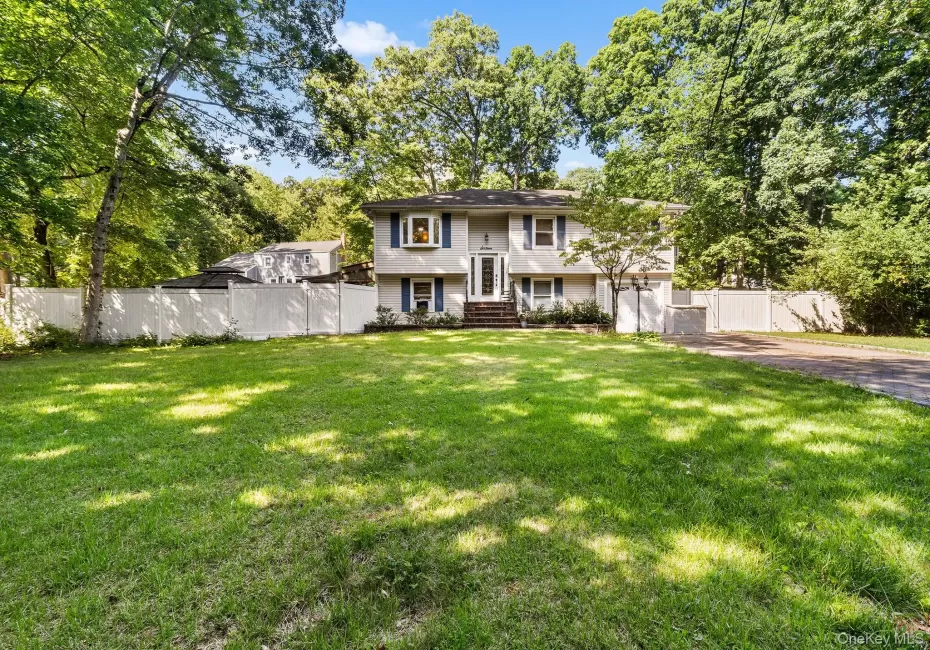 16 Obermueller Drive, Huntington, NY, 5 Bedrooms Bedrooms, 5 Rooms Rooms,2 BathroomsBathrooms,Residential,For Rent,Obermueller,0,1023673 16 Obermueller Drive, Huntington, NY, 5 Bedrooms Bedrooms, 5 Rooms Rooms,2 BathroomsBathrooms,Residential,For Rent,Obermueller,0,1023673