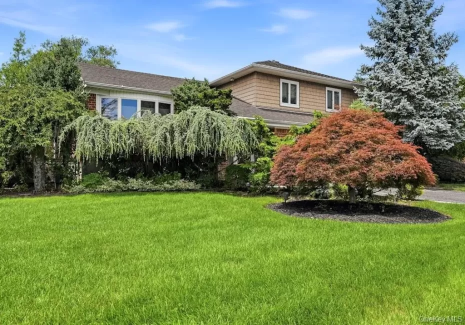 30 Harriet Drive, Oyster Bay, NY, 3 Bedrooms Bedrooms, 8 Rooms Rooms,2 BathroomsBathrooms,Residential,For Rent,Harriet,0,1024168 30 Harriet Drive, Oyster Bay, NY, 3 Bedrooms Bedrooms, 8 Rooms Rooms,2 BathroomsBathrooms,Residential,For Rent,Harriet,0,1024168