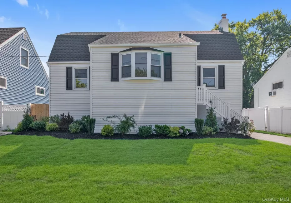 43 Westside Avenue, Hempstead, NY, 5 Bedrooms Bedrooms, 8 Rooms Rooms,2 BathroomsBathrooms,Residential,For Rent,Westside,0,1021815 43 Westside Avenue, Hempstead, NY, 5 Bedrooms Bedrooms, 8 Rooms Rooms,2 BathroomsBathrooms,Residential,For Rent,Westside,0,1021815