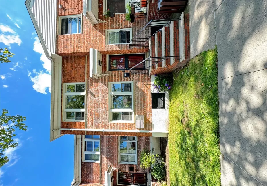 138-46 68th Drive, New York, NY, 2 Bedrooms Bedrooms, 5 Rooms Rooms,1 BathroomBathrooms,Residential,For Rent,68th Drive,0,1024268 138-46 68th Drive, New York, NY, 2 Bedrooms Bedrooms, 5 Rooms Rooms,1 BathroomBathrooms,Residential,For Rent,68th Drive,0,1024268