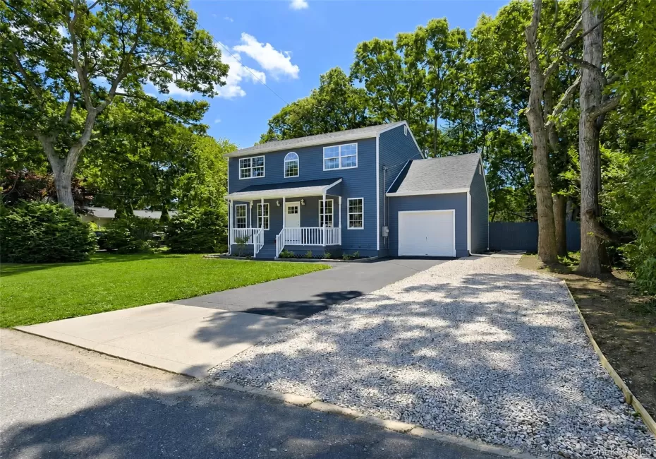 74 Alcolade Drive, Brookhaven, NY, 4 Bedrooms Bedrooms, 7 Rooms Rooms,2 BathroomsBathrooms,Residential,For Rent,Alcolade,0,1022628 74 Alcolade Drive, Brookhaven, NY, 4 Bedrooms Bedrooms, 7 Rooms Rooms,2 BathroomsBathrooms,Residential,For Rent,Alcolade,0,1022628
