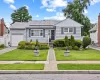 1219 Warwick Street, Hempstead, NY, 3 Bedrooms Bedrooms, 8 Rooms Rooms,2 BathroomsBathrooms,Residential,For Rent,Warwick,0,1024221 1219 Warwick Street, Hempstead, NY, 3 Bedrooms Bedrooms, 8 Rooms Rooms,2 BathroomsBathrooms,Residential,For Rent,Warwick,0,1024221