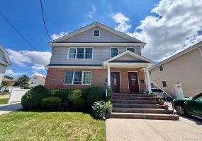 189 Jefferson Avenue, North Hempstead, NY, 3 Bedrooms Bedrooms, 6 Rooms Rooms,2 BathroomsBathrooms,Residential Lease,For Rent,Jefferson,0,1024280 189 Jefferson Avenue, North Hempstead, NY, 3 Bedrooms Bedrooms, 6 Rooms Rooms,2 BathroomsBathrooms,Residential Lease,For Rent,Jefferson,0,1024280