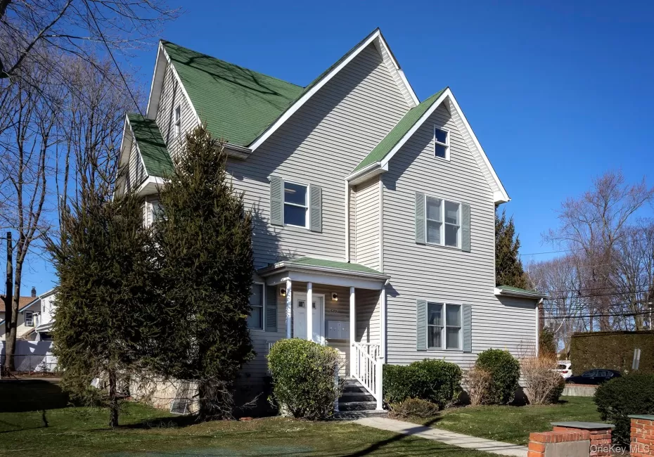 689 Conklin Street, Oyster Bay, NY, 1 Bedroom Bedrooms, 3 Rooms Rooms,1 BathroomBathrooms,Residential Lease,For Rent,Conklin,0,1024541 689 Conklin Street, Oyster Bay, NY, 1 Bedroom Bedrooms, 3 Rooms Rooms,1 BathroomBathrooms,Residential Lease,For Rent,Conklin,0,1024541