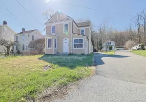 1666 Main Street, Pleasant Valley, NY, 3 Bedrooms Bedrooms, 6 Rooms Rooms,2 BathroomsBathrooms,Residential,For Rent,Main,0,1024339 1666 Main Street, Pleasant Valley, NY, 3 Bedrooms Bedrooms, 6 Rooms Rooms,2 BathroomsBathrooms,Residential,For Rent,Main,0,1024339