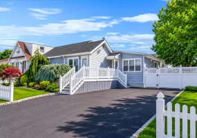426 4th Street, Babylon, NY, 4 Bedrooms Bedrooms, 8 Rooms Rooms,2 BathroomsBathrooms,Residential,For Rent,4th,0,1022671 426 4th Street, Babylon, NY, 4 Bedrooms Bedrooms, 8 Rooms Rooms,2 BathroomsBathrooms,Residential,For Rent,4th,0,1022671