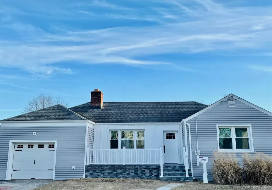 128 Toronto Avenue, Oyster Bay, NY, 2 Bedrooms Bedrooms, 4 Rooms Rooms,1 BathroomBathrooms,Residential,For Rent,Toronto,0,1024360 128 Toronto Avenue, Oyster Bay, NY, 2 Bedrooms Bedrooms, 4 Rooms Rooms,1 BathroomBathrooms,Residential,For Rent,Toronto,0,1024360