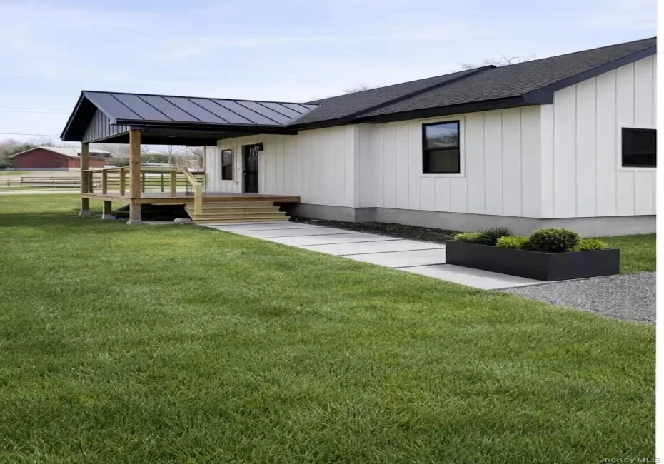 119 Bakertown Road, Rochester, NY, 2 Bedrooms Bedrooms, 7 Rooms Rooms,2 BathroomsBathrooms,Residential Lease,For Rent,Bakertown,0,1024384 119 Bakertown Road, Rochester, NY, 2 Bedrooms Bedrooms, 7 Rooms Rooms,2 BathroomsBathrooms,Residential Lease,For Rent,Bakertown,0,1024384