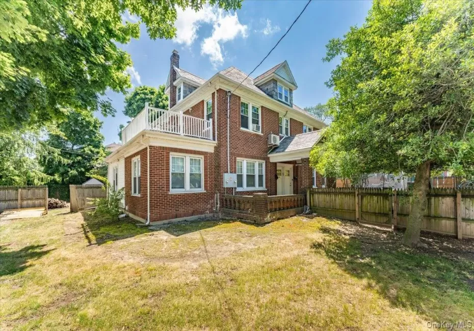 266 Rockaway Turnpike, Hempstead, NY, 6 Bedrooms Bedrooms, 10 Rooms Rooms,3 BathroomsBathrooms,Residential Lease,For Rent,Rockaway,0,1024277 266 Rockaway Turnpike, Hempstead, NY, 6 Bedrooms Bedrooms, 10 Rooms Rooms,3 BathroomsBathrooms,Residential Lease,For Rent,Rockaway,0,1024277