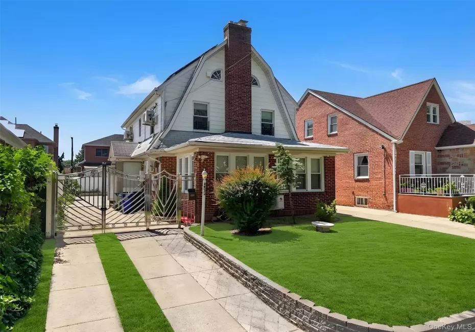 3822 205th Street, New York, NY, 5 Bedrooms Bedrooms, 9 Rooms Rooms,3 BathroomsBathrooms,Residential,For Rent,205th,0,1024422 3822 205th Street, New York, NY, 5 Bedrooms Bedrooms, 9 Rooms Rooms,3 BathroomsBathrooms,Residential,For Rent,205th,0,1024422
